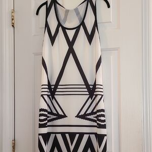 Black and White Geometric Pattern Dress